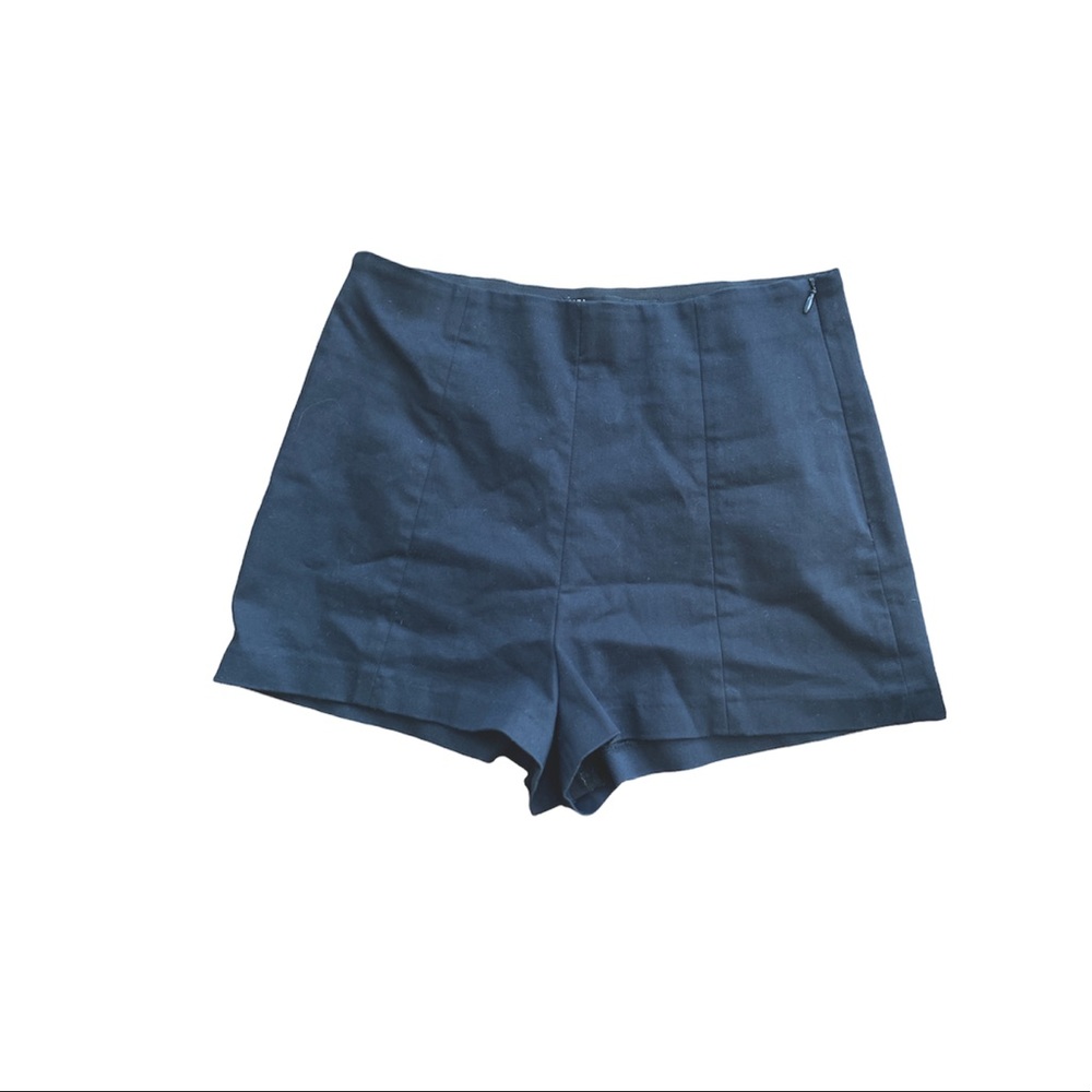 Zara Trafaluc Medium Black Shorts